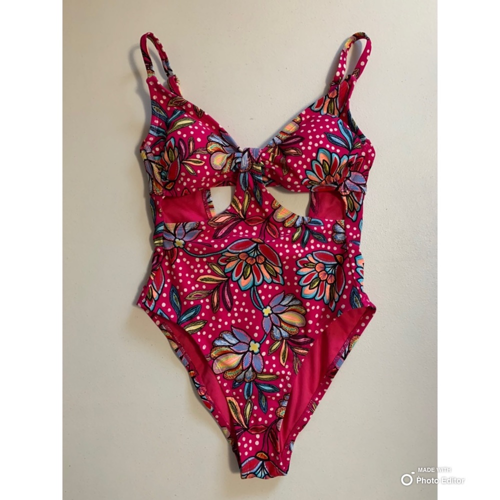 Tabitha Brown XS Pink Tropical Cut Out One Piece Swimsuit Swimwear NWOT